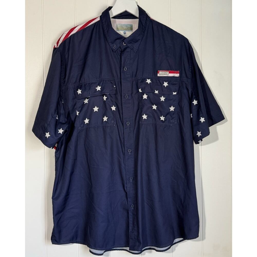 Ocean + Coast Advantage Mens American Vented Shirt Navy USA Flag Fishing
